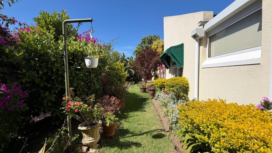 3 Bedroom Property for Sale in Paradyskloof Western Cape